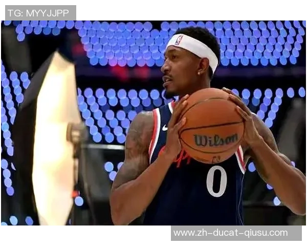 最初年薪5000万溢价！现在500万仍是溢价，快船想捡漏却拿玻璃人